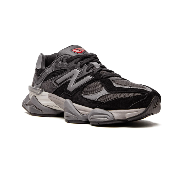 NB 9060 Black Castlerock